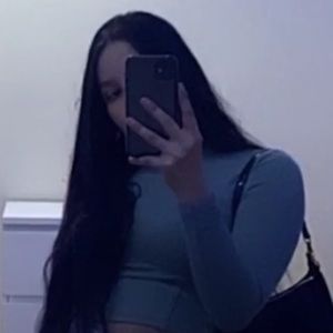 Meet your Posher, Yeymarie